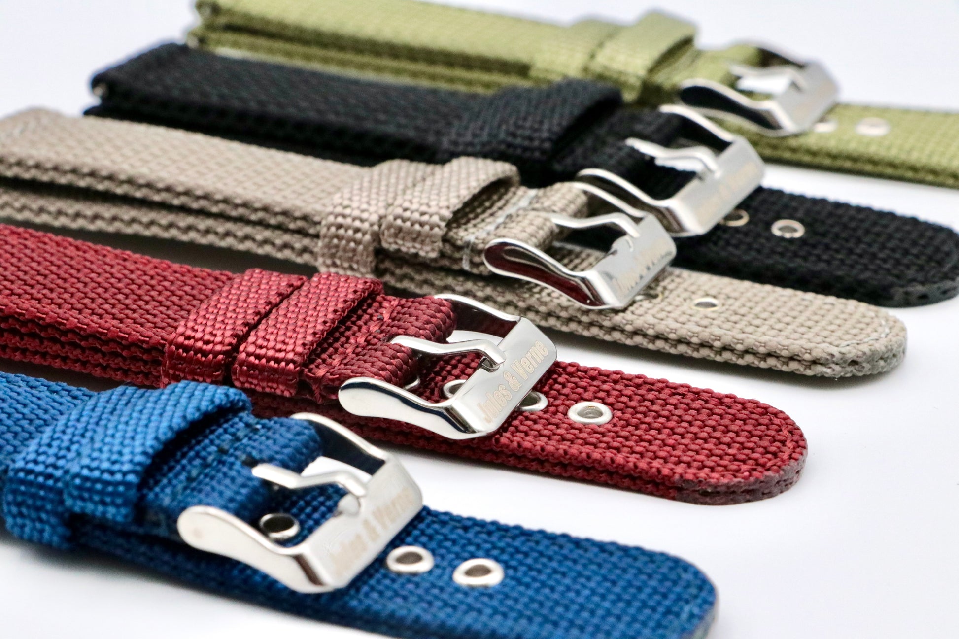 Columbiad : Bracelet Swatch x Omega Gris