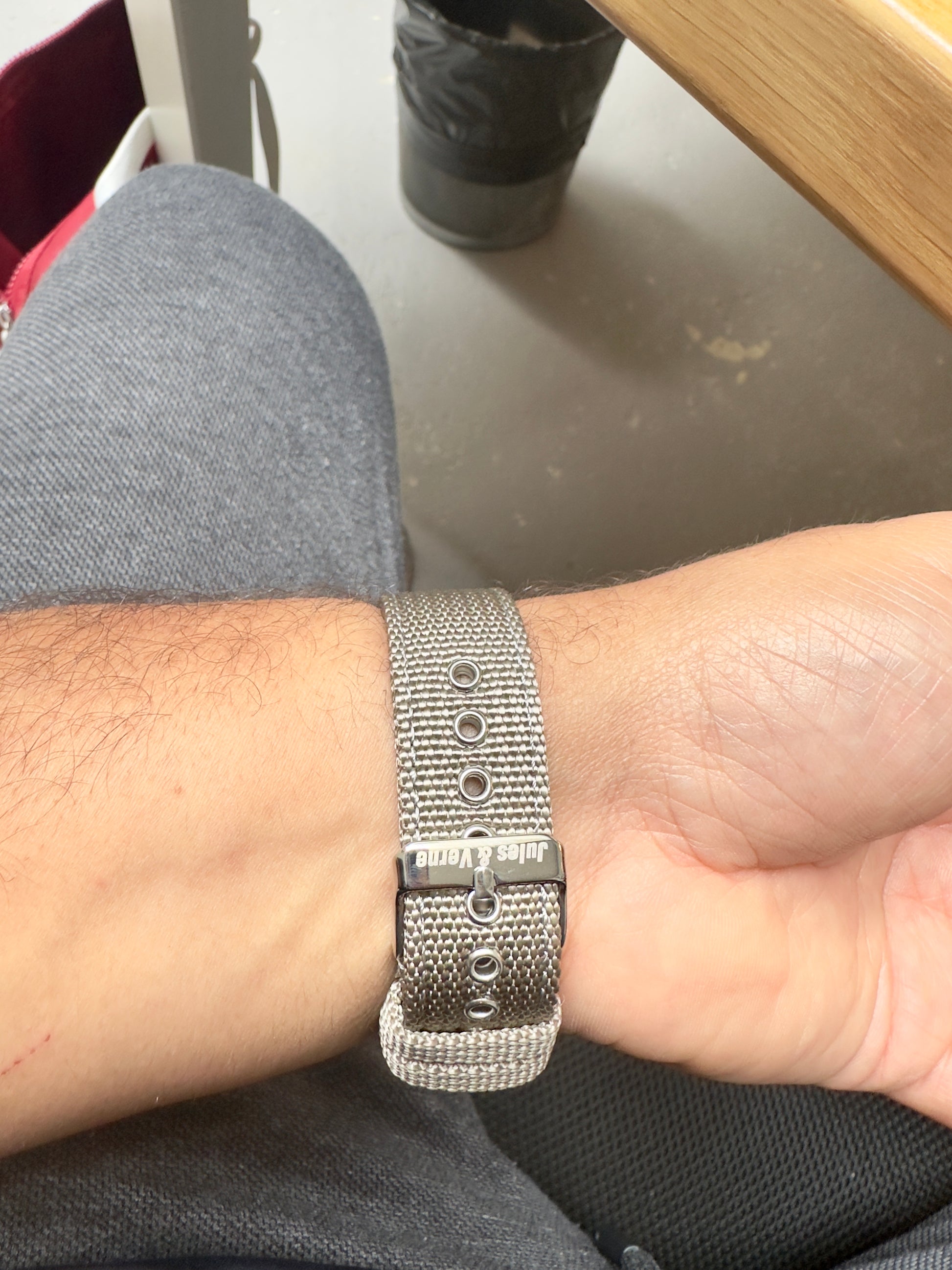 Columbiad : Bracelet Swatch x Omega Gris