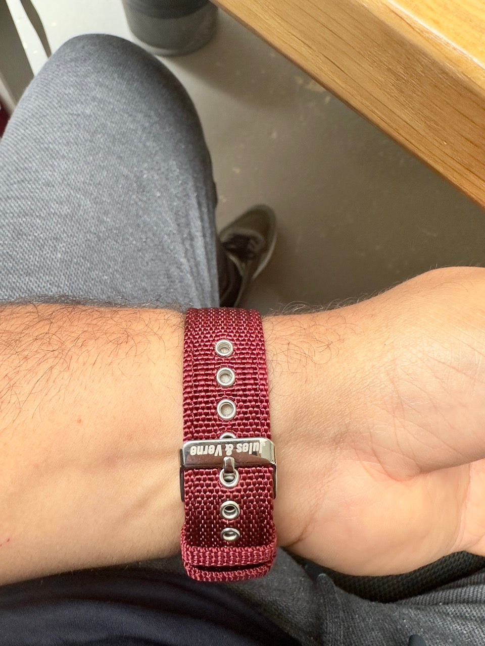 Columbiad : Bracelet Swatch x Omega Rouge