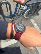 Charger l&#39;image dans la visionneuse de la galerie, Columbiad : Bracelet Swatch x Omega Rouge
